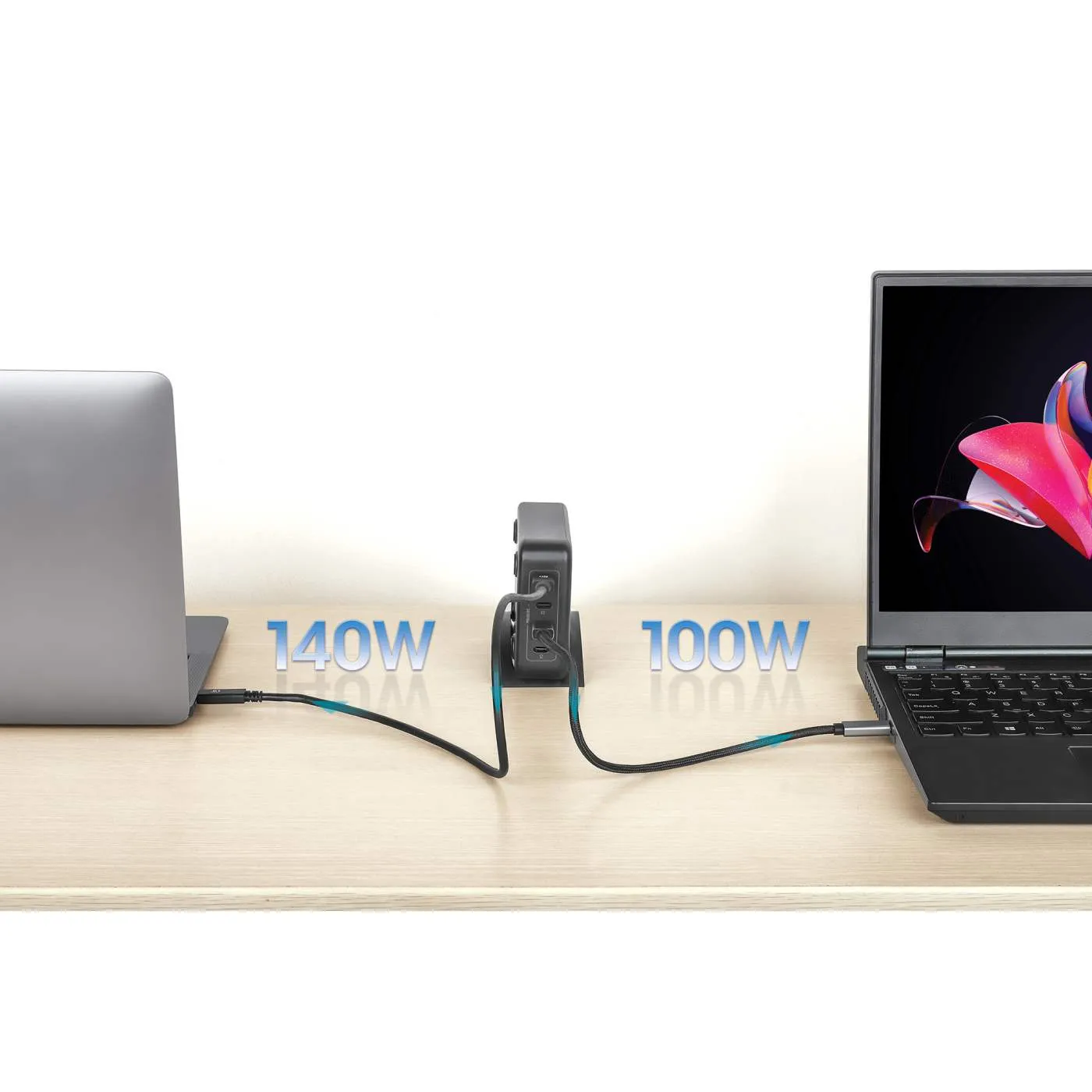 4-Port GaN USB Power Delivery Charging Station - 240 W / PD 3.1